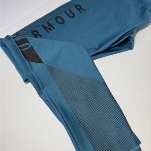 Under Armour teal and Black Leggings